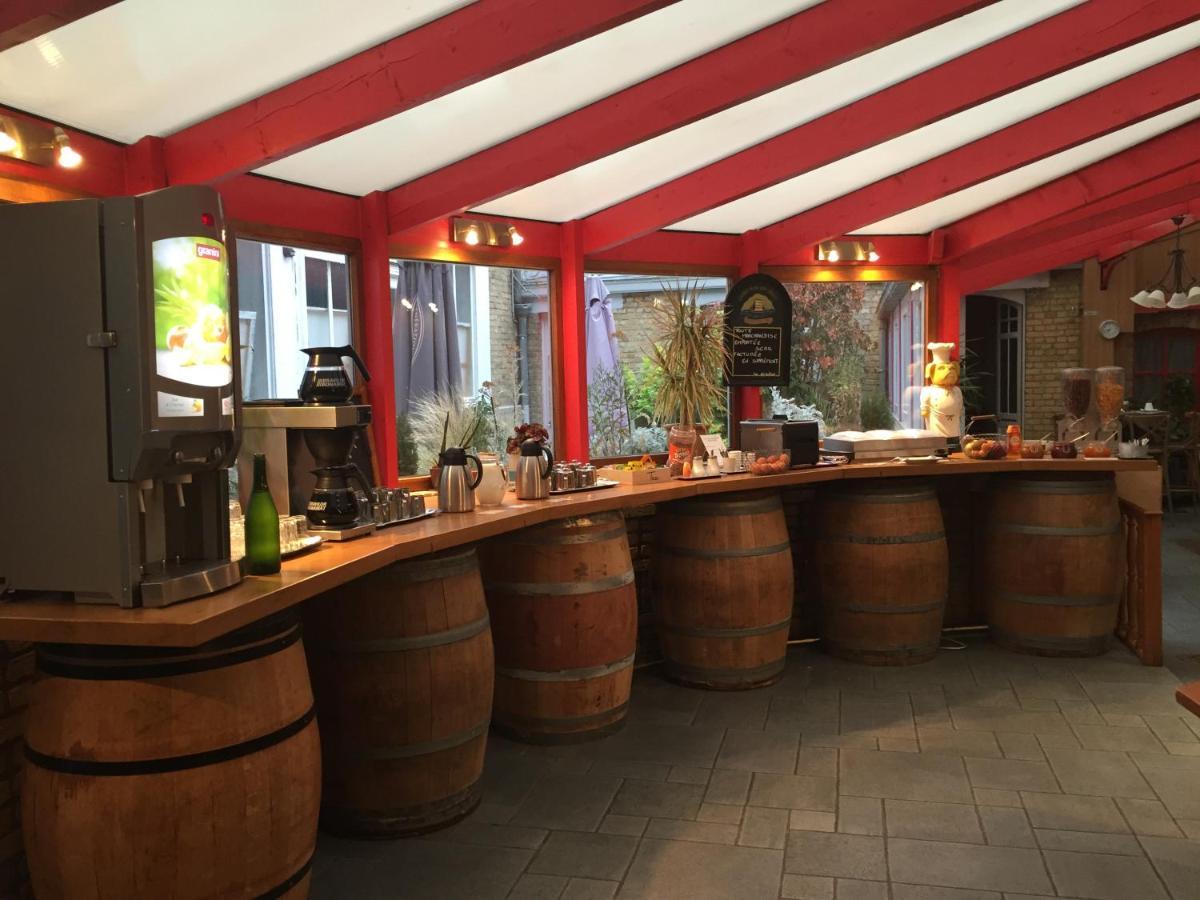 Hotel - Restaurant Au Tonnelier Bergues Zewnętrze zdjęcie
