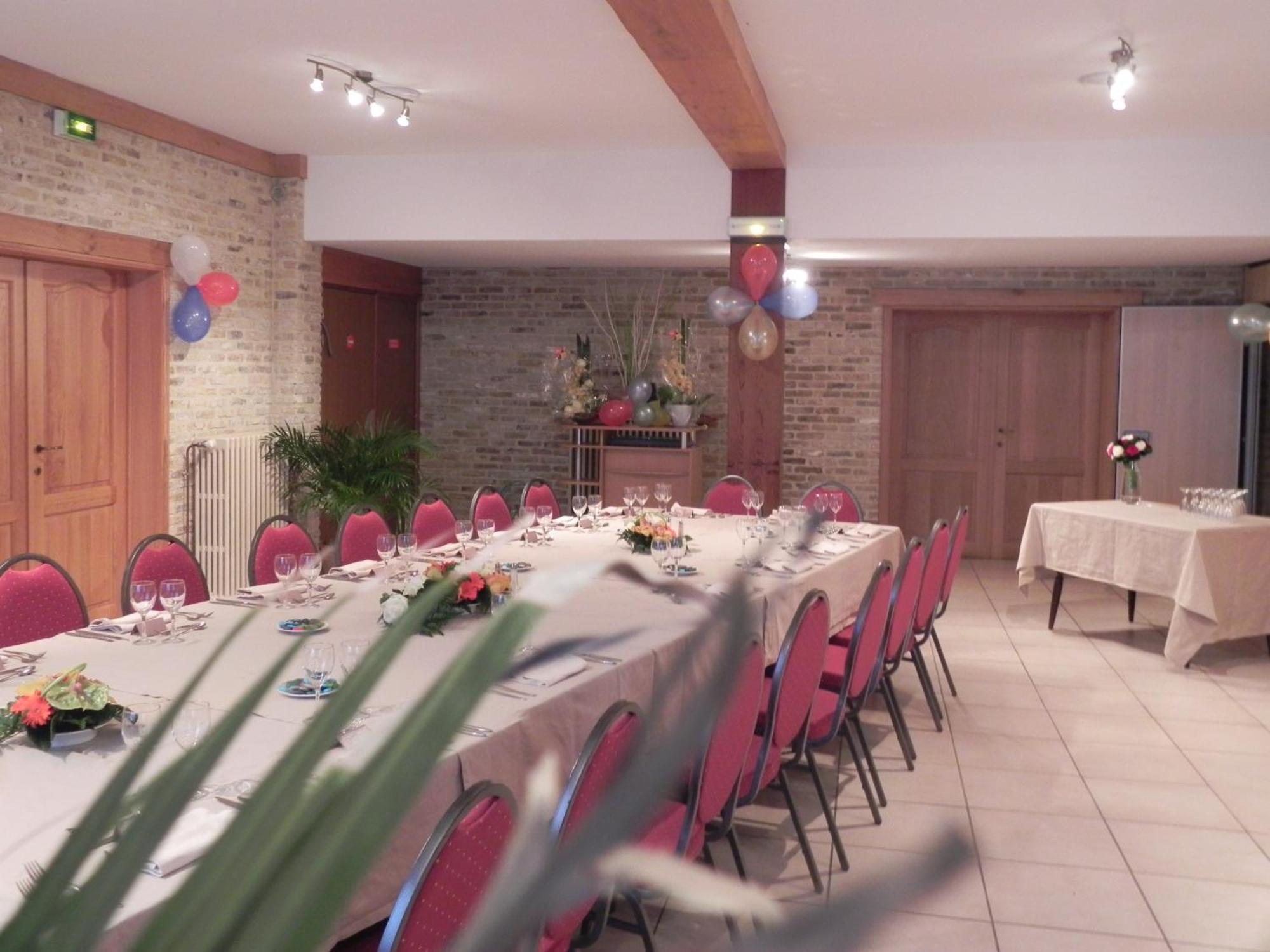 Hotel - Restaurant Au Tonnelier Bergues Zewnętrze zdjęcie