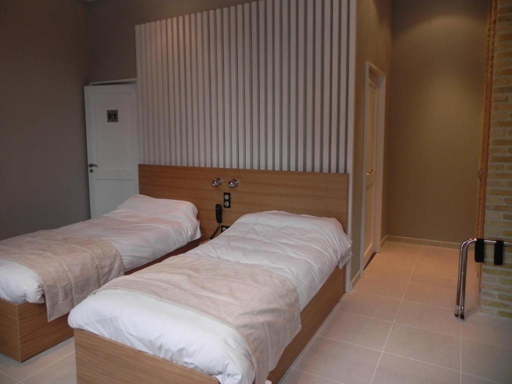 Hotel - Restaurant Au Tonnelier Bergues Pokój zdjęcie