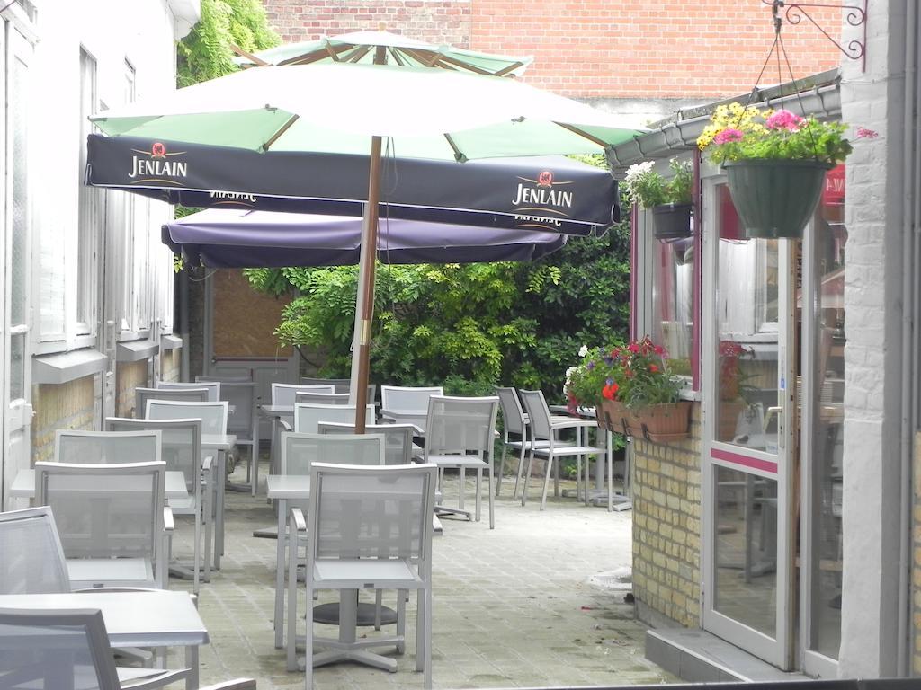 Hotel - Restaurant Au Tonnelier Bergues Zewnętrze zdjęcie