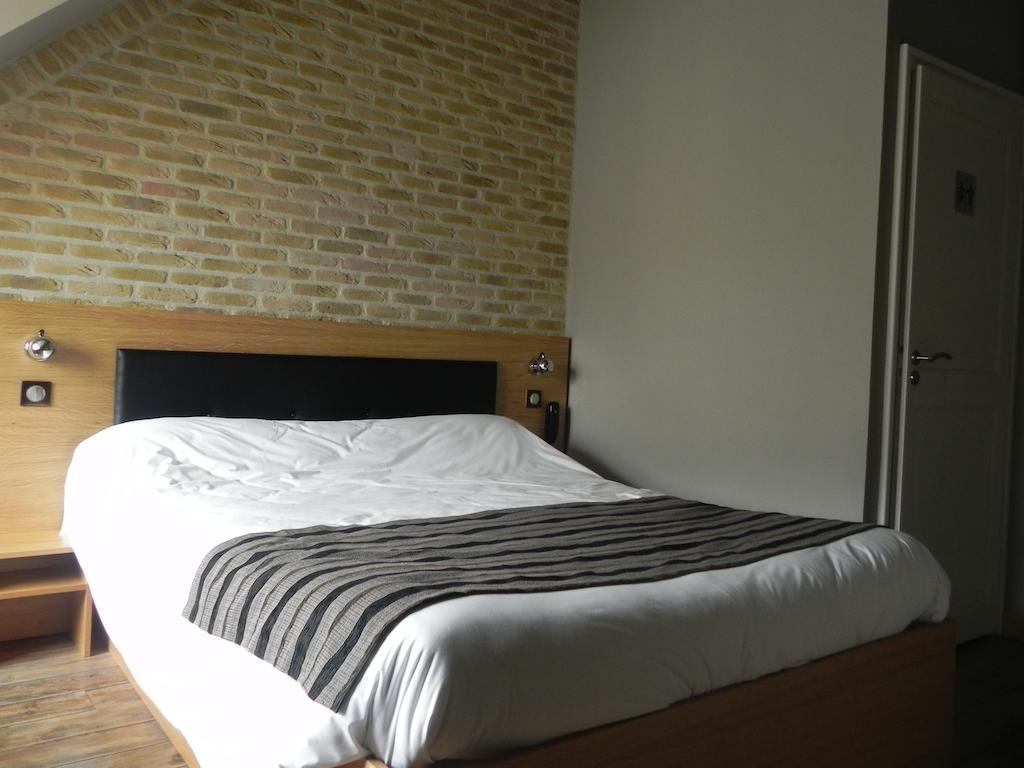 Hotel - Restaurant Au Tonnelier Bergues Pokój zdjęcie